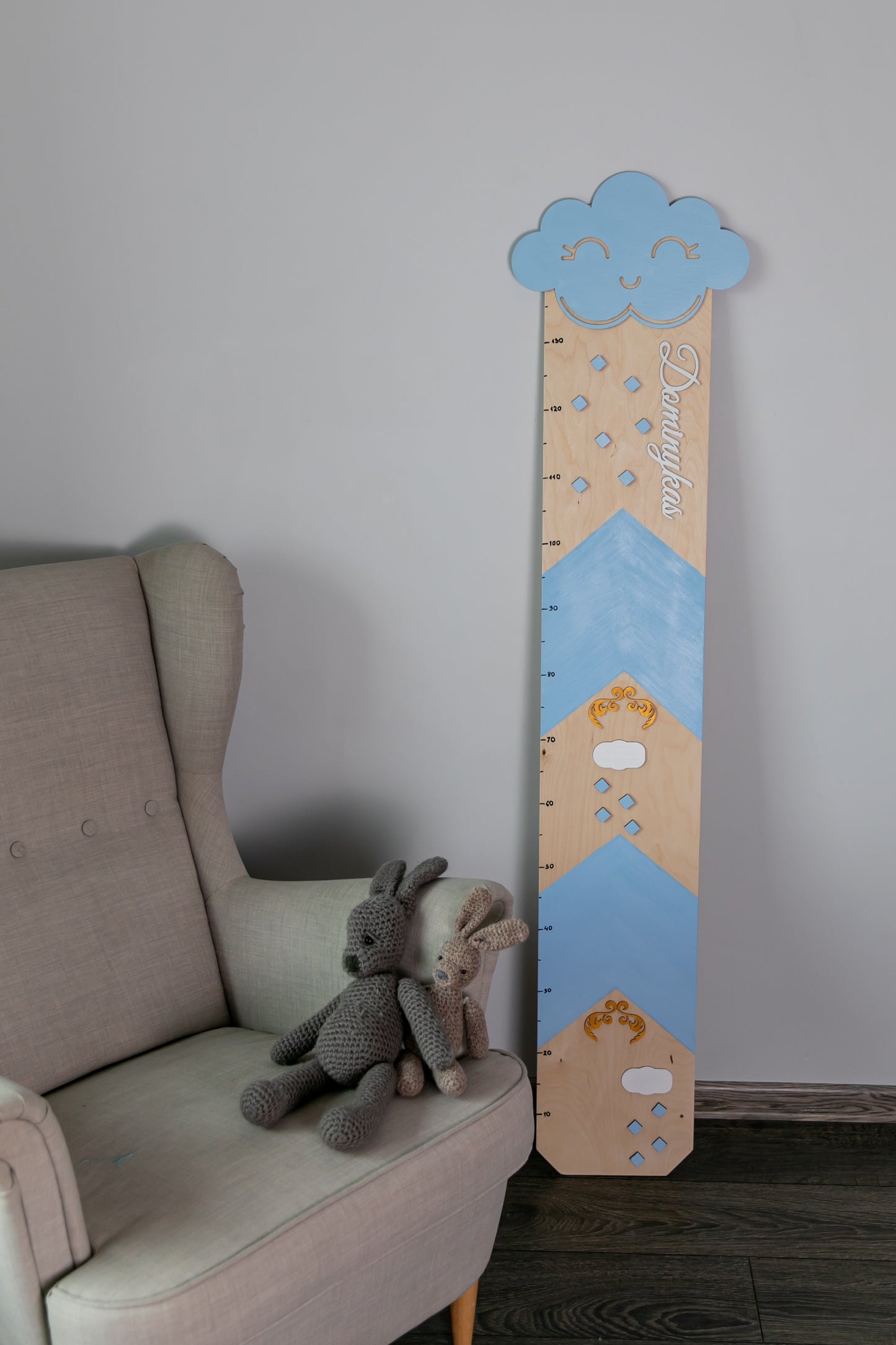 Personal Growth Chart - Light Blue with Clouds and Raindrops